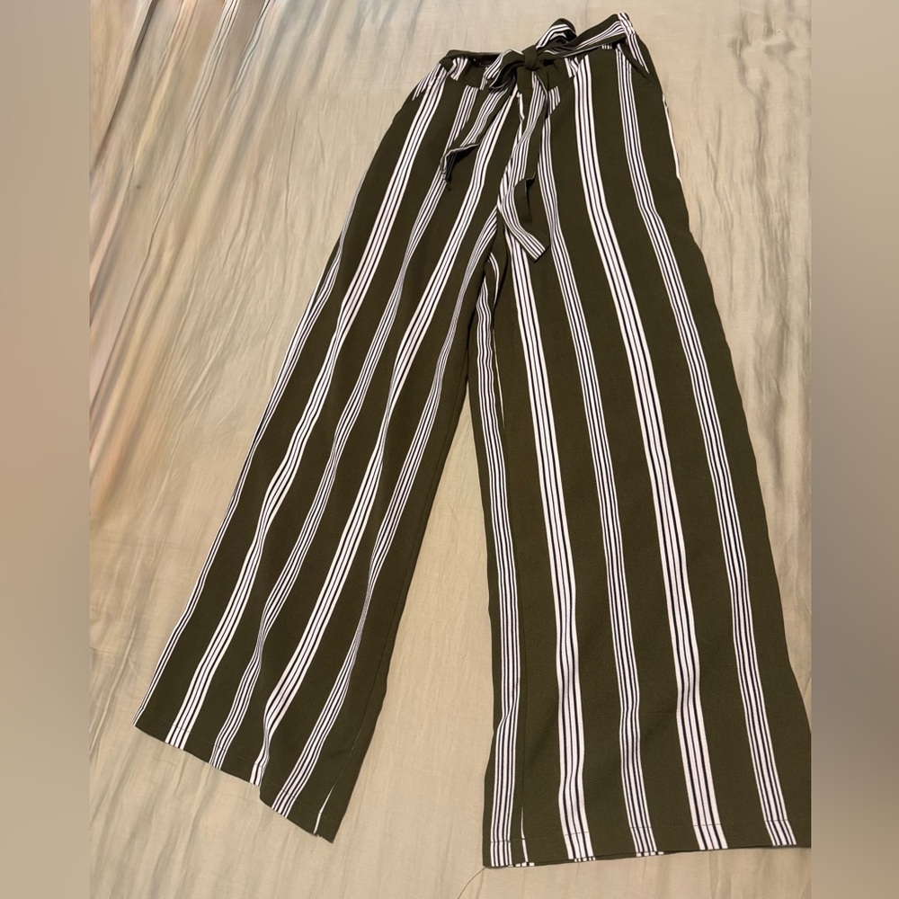 Striped Wide-Leg Pants